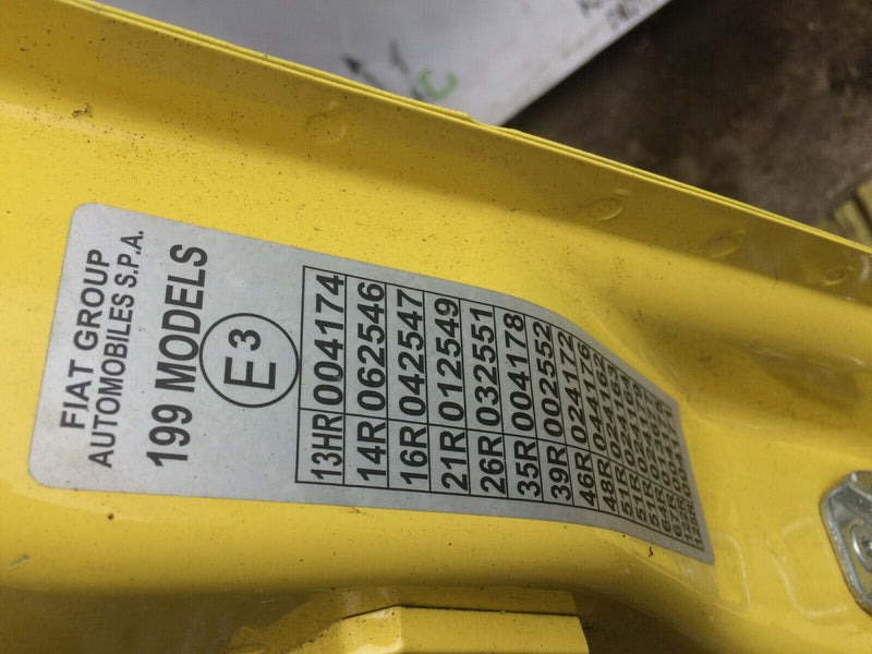 FIAT 500L - CUT PART MIDDLE B PILLAR RIGHT DRIVER SIDE PILLAR BODY PANEL O/S