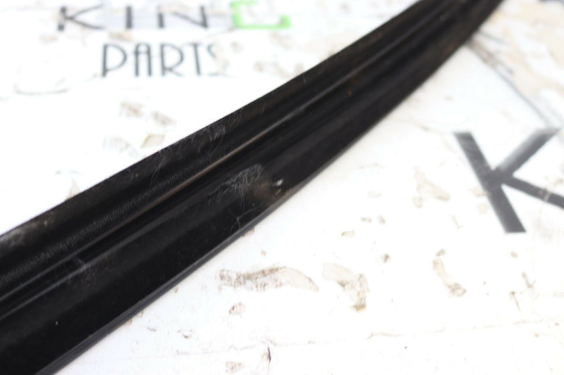 MINI ONE/ S/ COOPER F55 2014-ON 5DR FRONT LEFT WINDOW GUIDE SEAL INNER 7322515