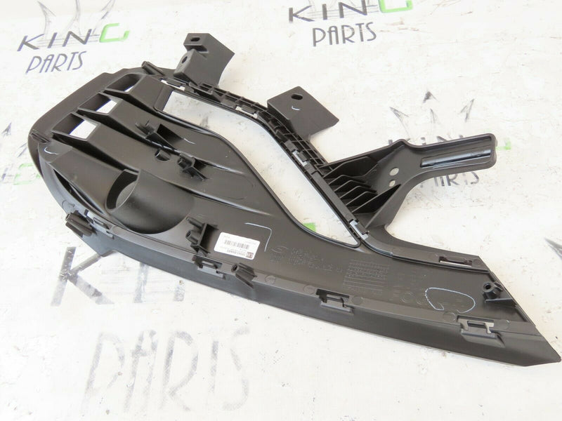 HYUNDAI i30 2019-ON FASTBACK FRONT FOG LIGHT LEFT GRILLE *NEW* 86563-G4AE0