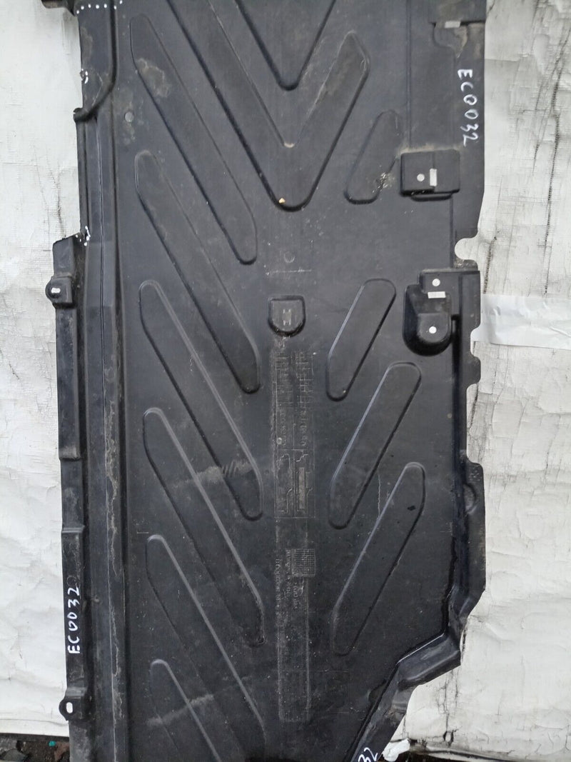MERCEDES C CLASS W205 RIGHT SIDE UNDERBODY COVER UNDERTRAY SHIELD PANEL