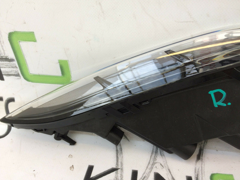 PORSCHE MACAN 95B 2019- RIGHT SIDE DAYTIME RUNNING LIGHTS LED 95B.952.08X.X