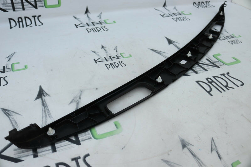 MERCEDES E CLASS W207 2009-2017 FRONT WINDSCREEN WIPER COVER A2076900450