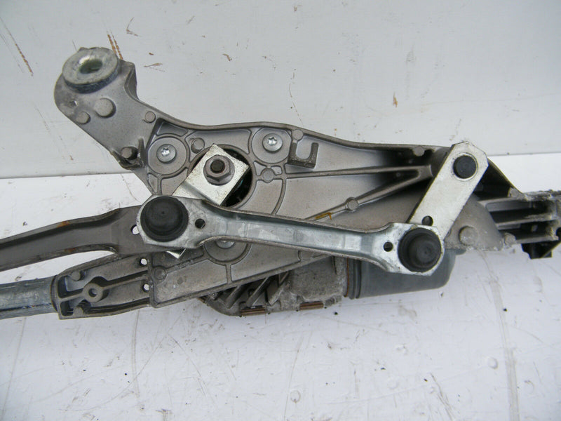 MERCEDES W212 E220 10-15 GENUINE FRONT WIPER LINKAGE MOTOR WINDSCREEN 2128201340