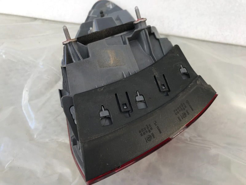 MERCEDES GLC X253 SUV 2016-2018 RIGHT SIDE REAR QUARTER BOOT TAILGATE TAIL LIGHT