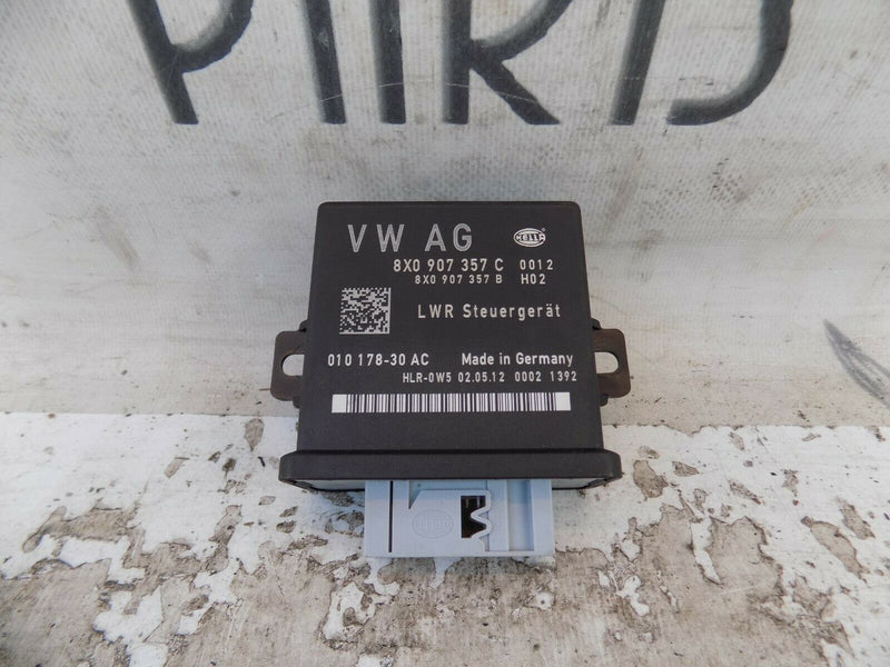 AUDI Q3 2012 - 2016 HEADLIGHT CONTROL UNIT GENUINE  8X0907357C