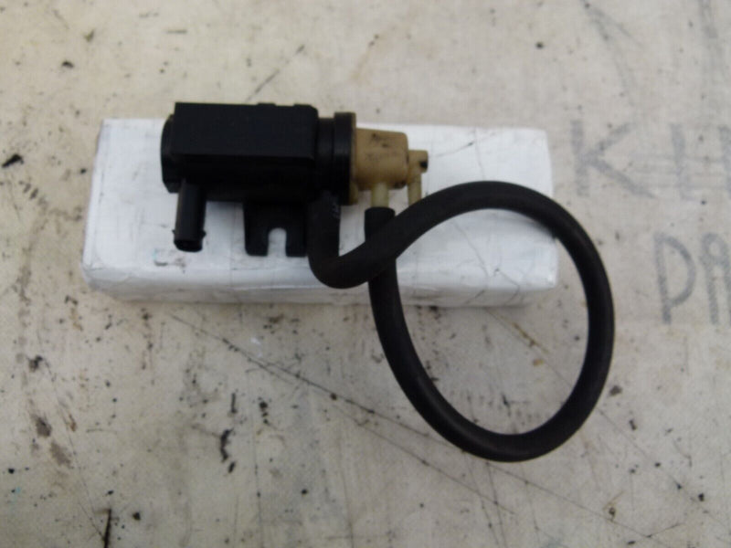 MERCEDES C W204 2007-11 TURBO PRESSURE VALVE SENSOR GENUINE A0091533128