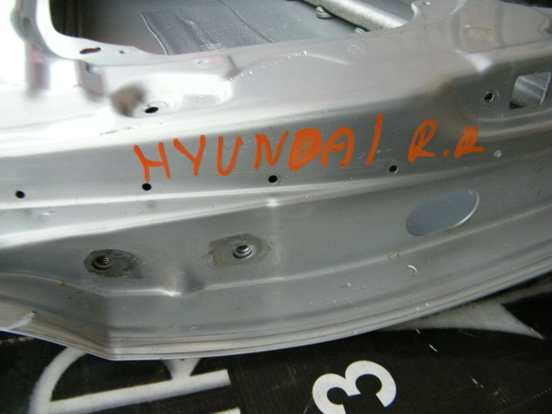 HYUNDAI i30 ELANTRA 2007–2012 GENUINE REAR DOOR RIGHT SIDE O/S DRIVER KING PARTS