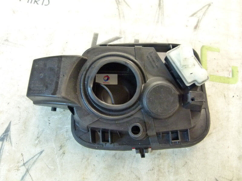 PEUGEOT 308 SW ESTATE 2017-21 TOP EXTERIOR FUEL TANK COVER  9818229080