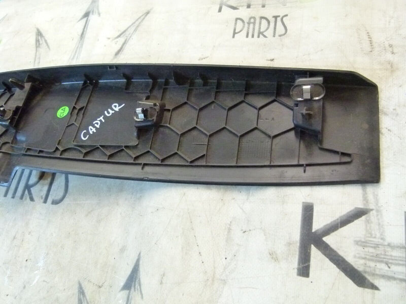 RENAULT CAPTUR 2020-ON TAILGATE COVER MOLDING TRIM 909043138R