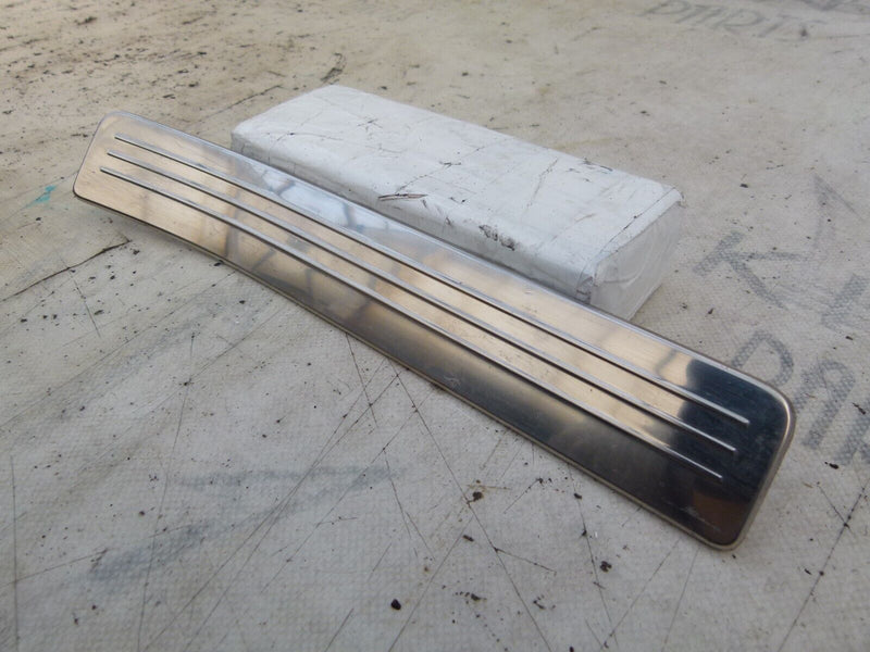 MERCEDES C W204 2007-2011 REAR LEFT SILL CHROME TRIM GENUINE A2046800335