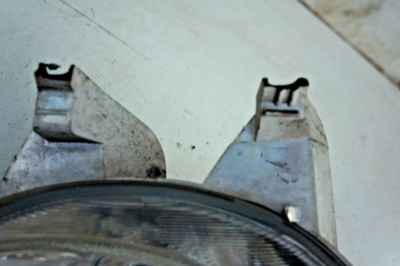 PEUGEOT 206 206CC 2001-2007 RIGHT FRONT FOG / SPOT LIGHT 9628733980 - S36-07