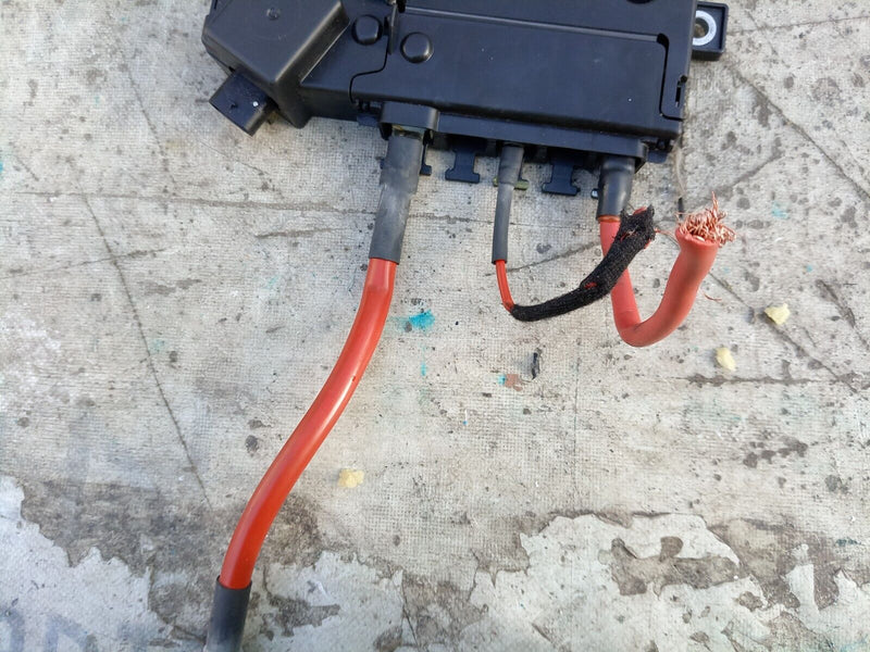 MERCEDES C CLASS W205 14-21 BATTERY FUSE BOX RELAY MODULE A2055402850 #