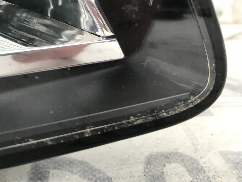 AUDI Q5 2008-11 GENUINE FRONT HEADLIGHT XENON RIGHT DRIVER SIDE 1001117075