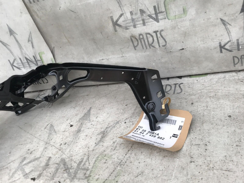 BMW F40 2020-2021 RIGHT SIDE FRONT BRACKET SUPPORT 51647459882