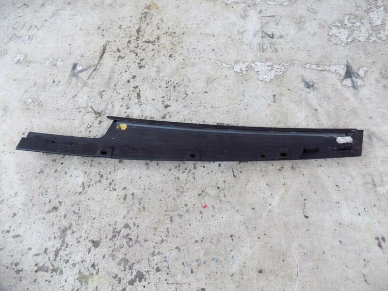 AUDI A4 B8 8K 1.8 TFSI 2009-2015 LEFT FRONT DOOR B-PILLAR TRIM COVER GLOSS
