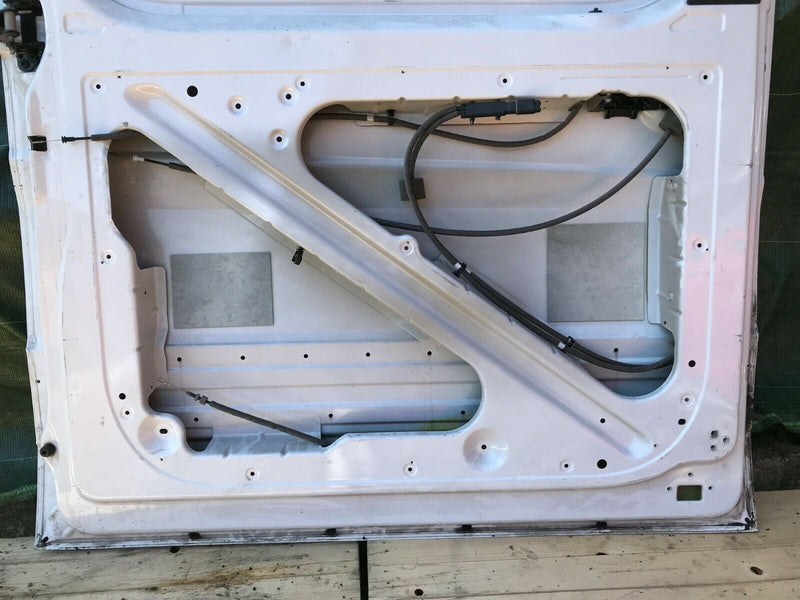 MERCEDES SPRINTER 906 2006-17 LEFT PASSENGER SIDE SLIDING DOOR PANEL