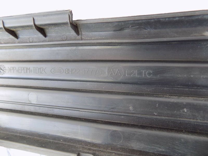 LAND ROVER DISCOVERY 4 2010-2014 TRIM REAR BUMPER PROTECT PLATE TOP PANEL