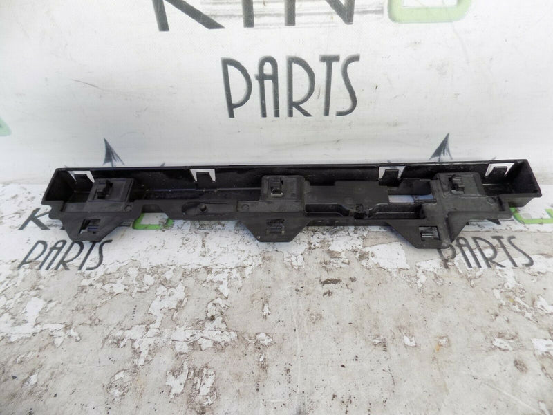 BMW 1 F20 M135I 2013 RHD REAR RIGHT SIDE SIDE SKIRT BRACKET 7240916 11163172