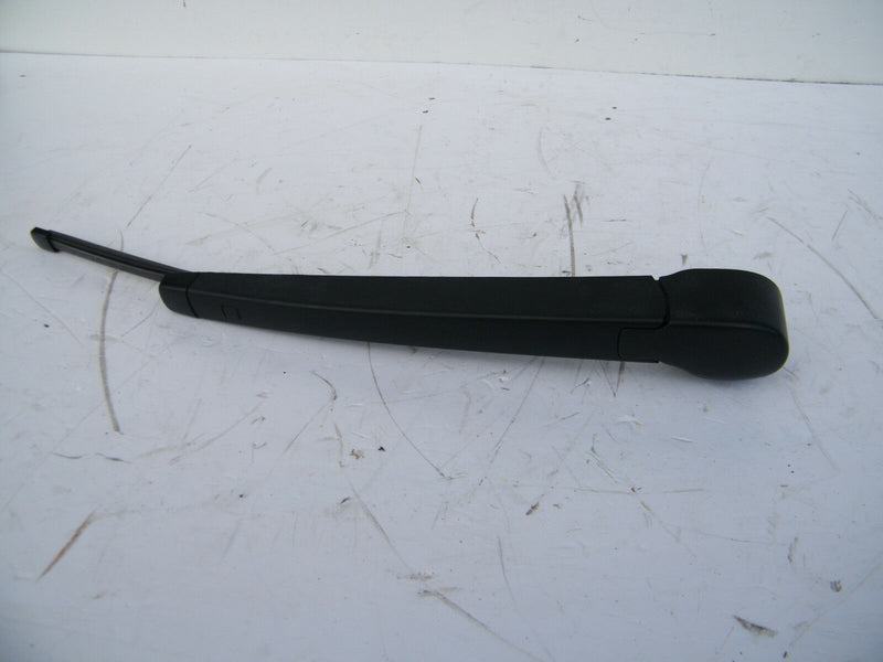 VW GOLF VII MK7 R GTI 2013-2016 GENUINE REAR WINDSCREEN WIPER ARM & BLADE