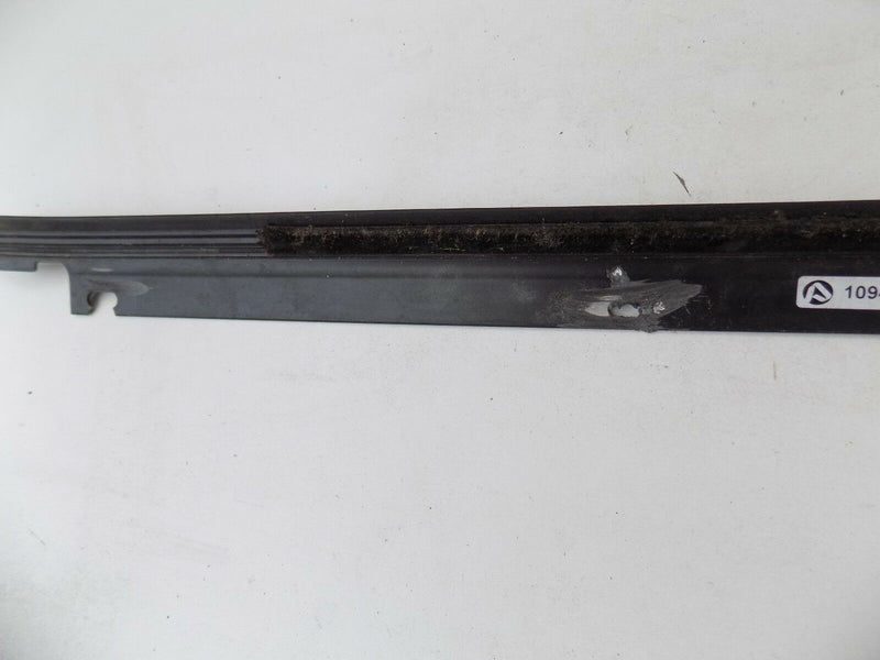 AUDI A6 / A6 QUATRO 2005-2011 Rear Left Side Window Moulding 4F0853763A (S25-42)