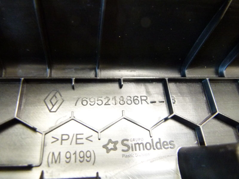 RENAULT CAPTUR 2020-ON PASSENGER LEFT SIDE FOOT STEP TRIM 769521866R