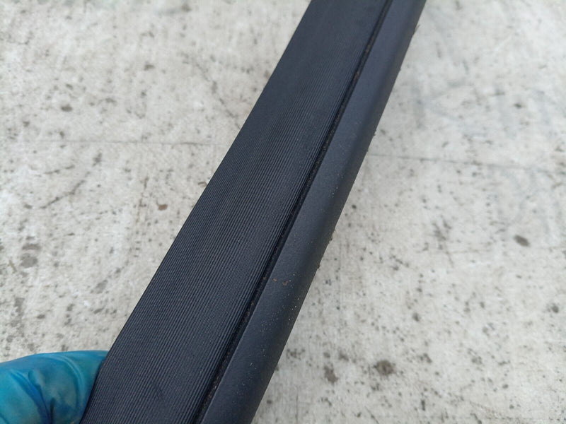 MERCEDES C CLASS W205 2016-21 FRONT DOOR LEFT SIDE RUBBER SEAL A2056970051 #