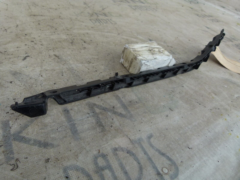MERCEDES C W204 2007-11 REAR BUMPER RIGHT BRACKET GENUINE A2048800730