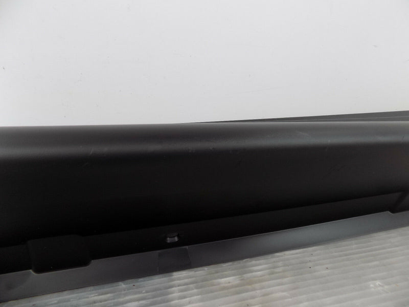 NISSAN JUKE F15 2013-17 GENUINE SIDE SKIRT COVER SILL RIGHT DRIVER SIDE OS (318)