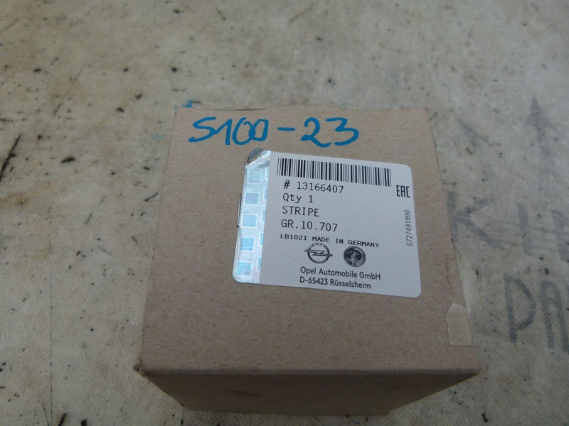 VAUXHALL ZAFIRA B 2005-08 REAR RIGHT DOOR COLOR STRIP GENUINE 13166407