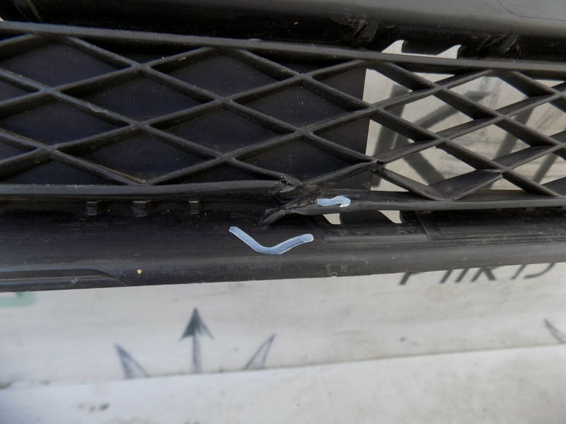 VW UP 2016 - ONWARDS BLACK FRONT BUMPER CENTRE GRILLE GENUINE 1S0853677