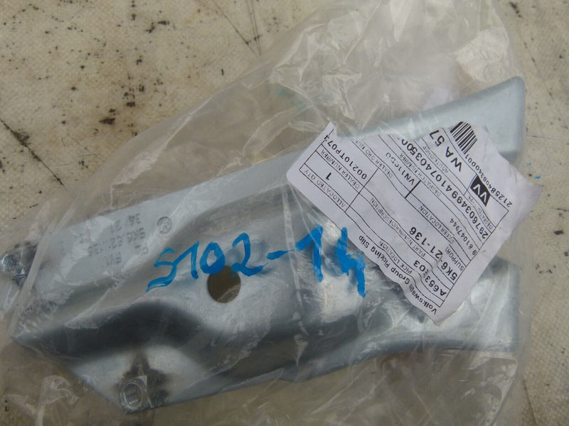 VOLKSWAGEN GOLF MK6 2008-13 FRONT RIGHT WING BRACKET GENUINE 5K6821136 S102-14