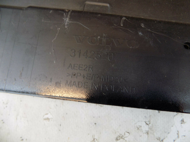 VOLVO XC 60 XC60 2017 R-DESIGN BLACK REAR BUMPER GENUINE 6x PDC 31425198