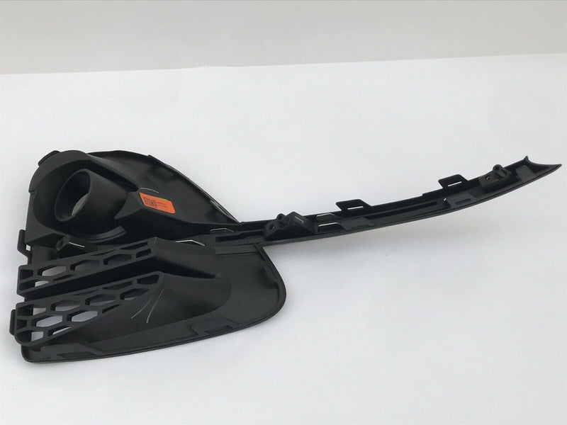 KIA XCEED CD MK3 2019-ON FRONT BUMPER *NEW RIGHT SIDE FOG LIGHT TRIM COVER