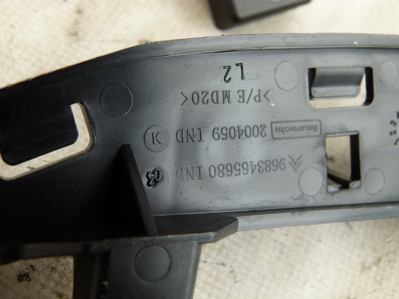 CITROEN DS3 2009-2014 PAIR OF WING MOUNT BRACKETS GENUINE 9683465880