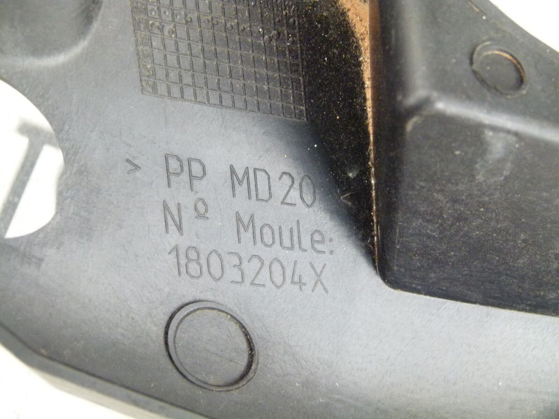 PEUGEOT 2008 MK1 2013-15 FRONT BUMPER GRILL BRACKET GENUINE 9814133480