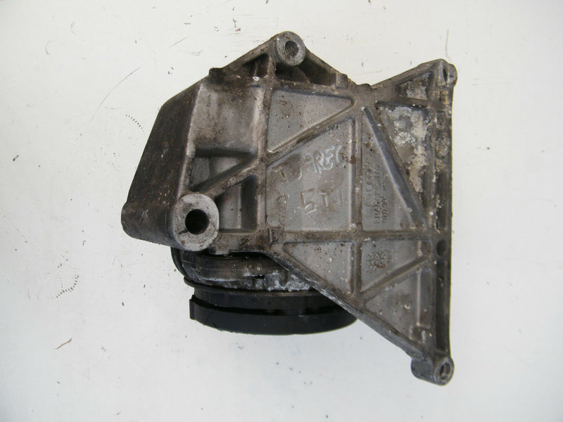 VW TOUAREG (7L) 2002-2006 GENUINE BOSCH ALTERNATOR 14V DIESEL 2.5 TDI 070903024