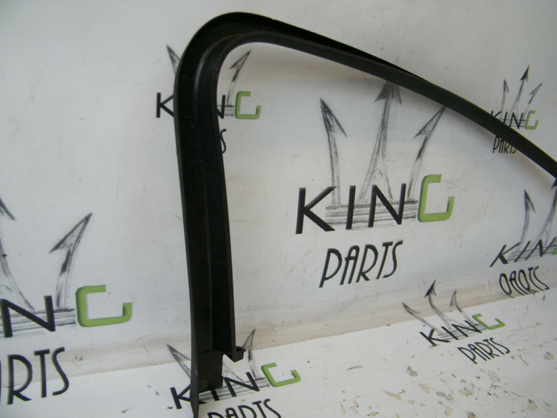 AUDI A3 (8V) 2012-2016 S-LINE 5DR FRONT RIGHT SIDE DOOR WINDOW FRAME INNER TRIM
