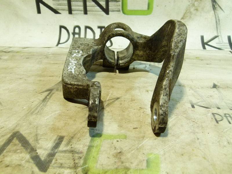 RANGE ROVER SPORT 13-17 FRONT RIGHT LOWER SHOCK ABSORBER BRACKET CPLA3462AB