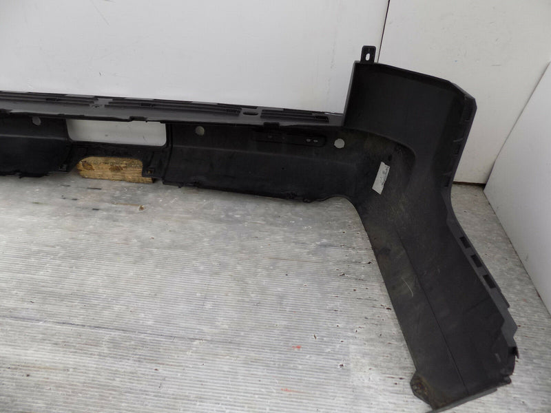 LAND ROVER DISCOVERY SE 3 MK3 L319 2004-2007 BLACK REAR BUMPER GENUINE (B0151)