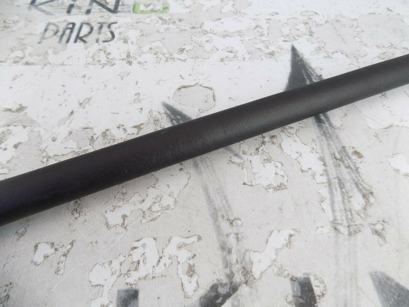 MINI COUNTRYMAN F60 2017-ON FRONT LEFT DOOR RUBBER  SEAL *1