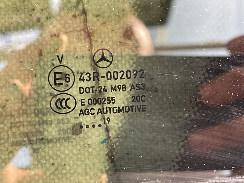 MERCEDES GLC SUV X253 2015-2021 LEFT SIDE REAR DOOR QUARTER WINDOW GLASS