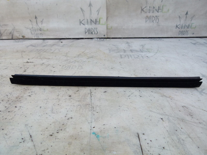 MERCEDES C W204 ESTATE 2007-11 REAR LEFT DOOR MOULDING GENUINE A2047300311