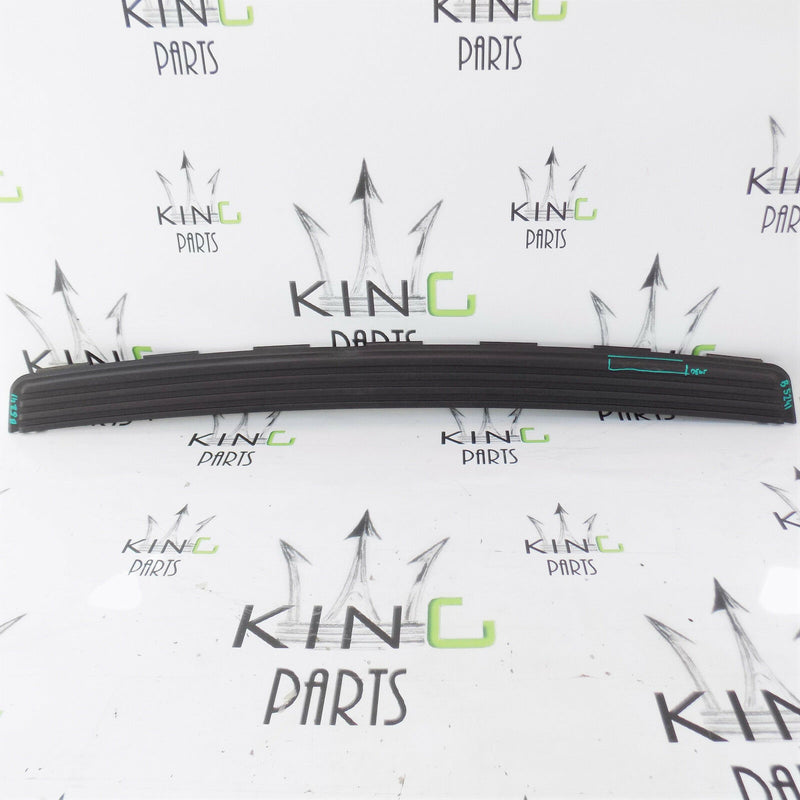 LAND ROVER DISCOVERY 4 2010-2014 TRIM REAR BUMPER PROTECT PLATE TOP PANEL