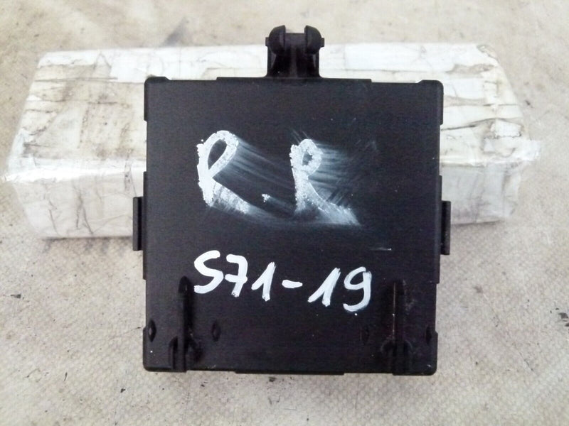 MERCEDES C W205 2014-18 REAR RIGHT DOOR CONTROL UNIT GENUINE A2059002011