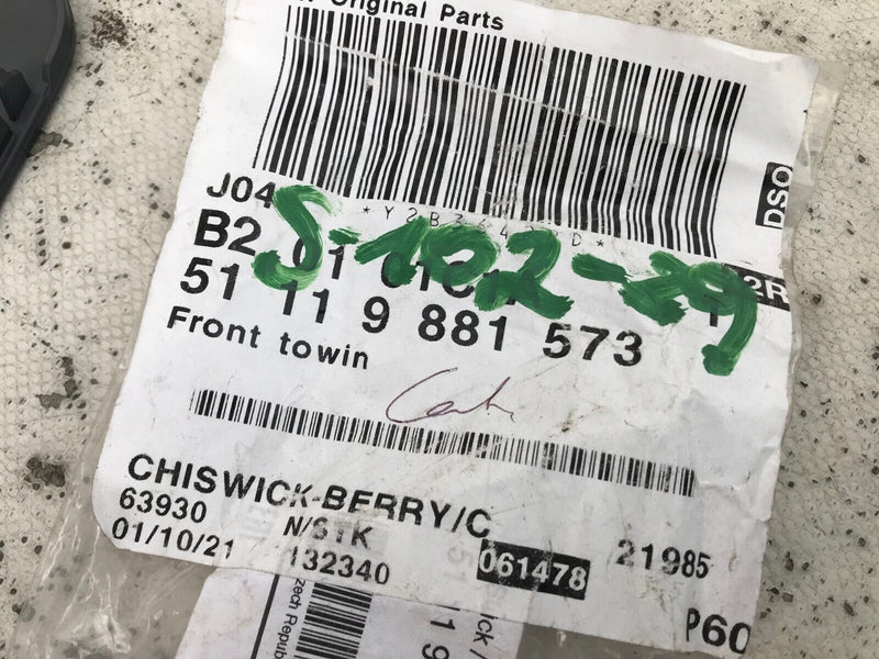 BMW 1 F40 M-SPORT 2019-ON FRONT BUMPER TOW EYE CAP GENUINE 5111 8070931