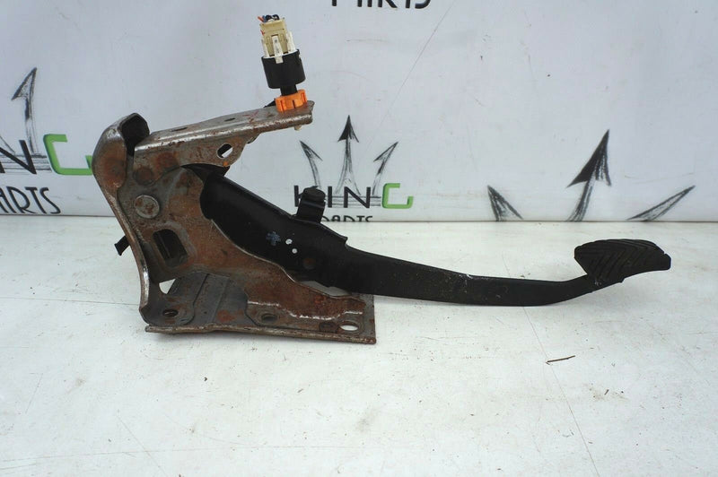 MITSUBISHI LANCER GS2 2007-2016 2.0 DI-D BRAKE PEDAL WITH SENSOR