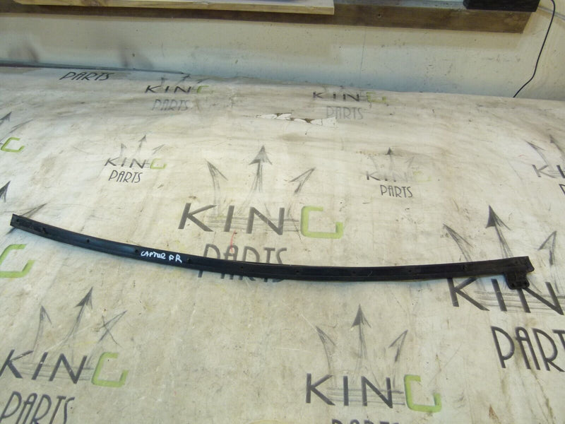 RENAULT CAPTUR 2020-ON FRONT RIGHT DOOR LOWER RUBBER SEAL 808305173R