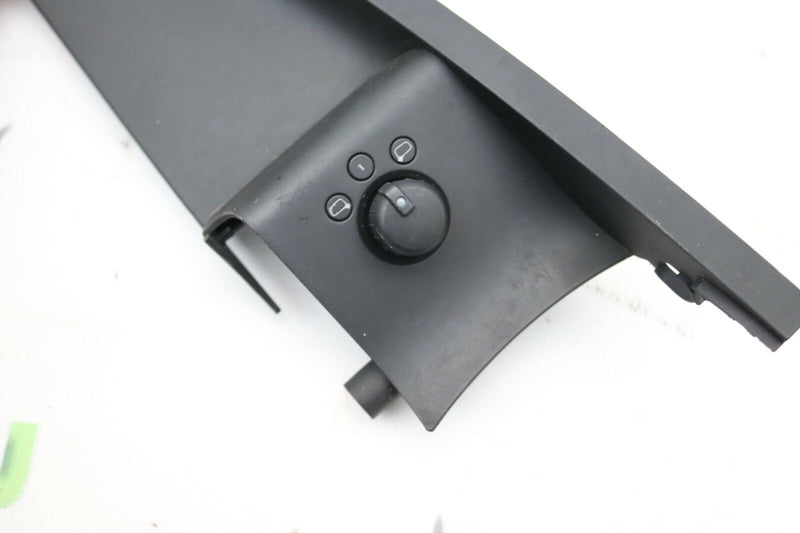 AUDI A3 (8P) MK2 2003-2012 FRONT RIGHT SIDE WING MIRROR SWITCH TRIM 8P3959558