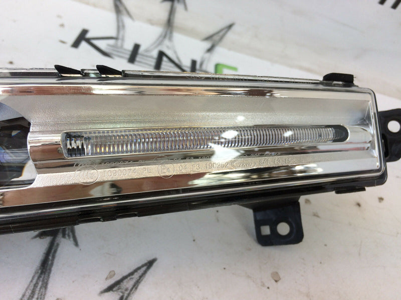 JAGUAR F-PACE X761 FOG LIGHT LED DAYTIME RUNNING LIGHT LEFT SIDE 1058.001 L