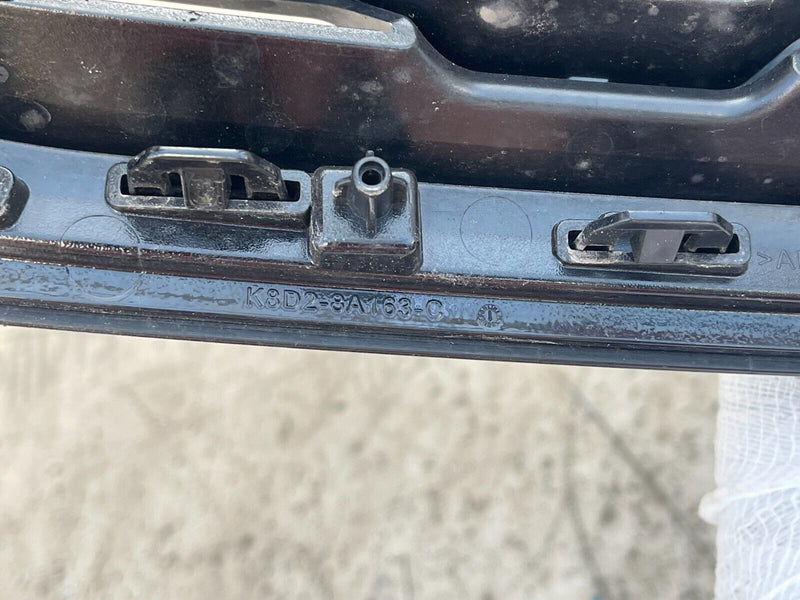 RANGE ROVER EVOQUE 2 L551 2019-ON FRONT BUMPER GRILL K8D2-8A163-C